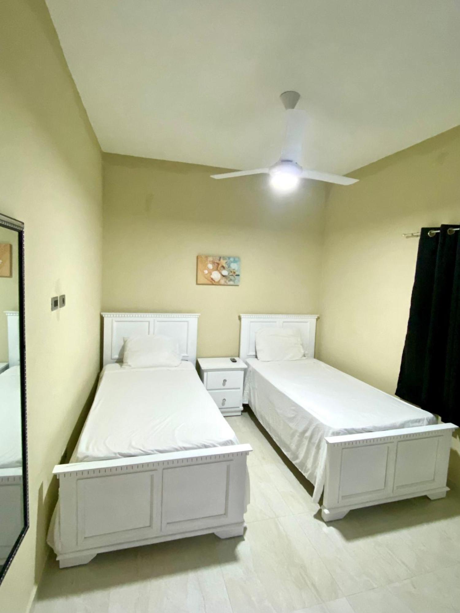 Elegante Apartamento A 100 Mts La Playa De Los Minos Rsj Río San Juan Exteriör bild